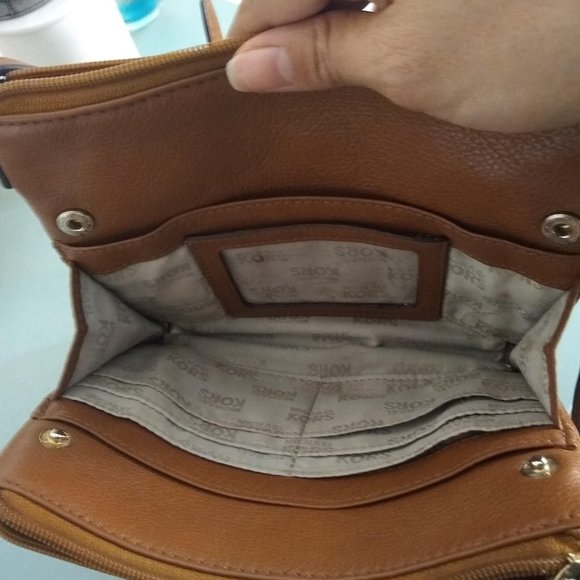 Michael Kors Cross Over Purse - Picture 4 of 12